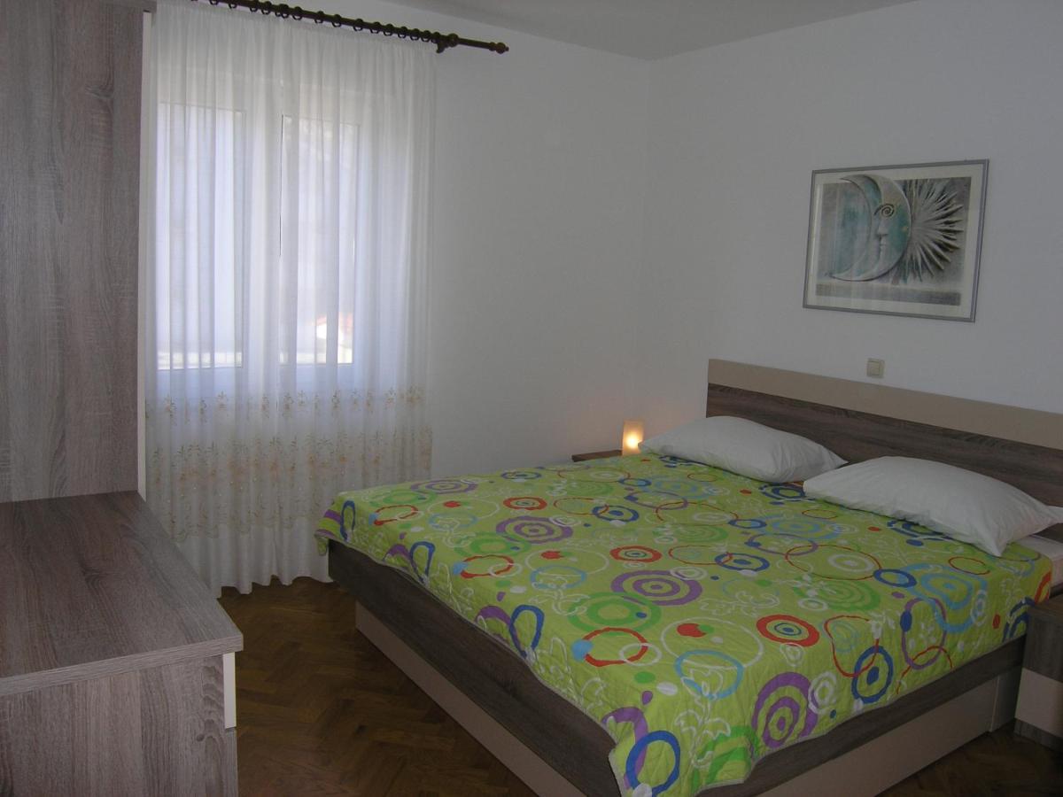 Apartments Biljana For Relaxing Holidays In Baska ภายนอก รูปภาพ